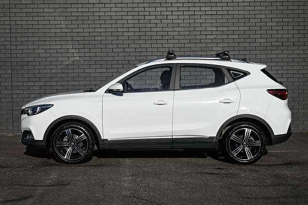 2018 MG ZS Essence AZS1