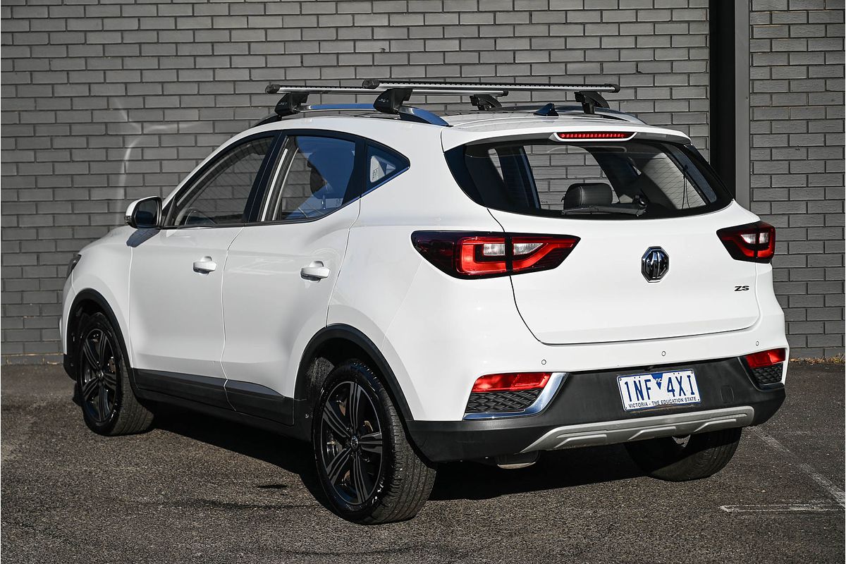 2018 MG ZS Essence AZS1