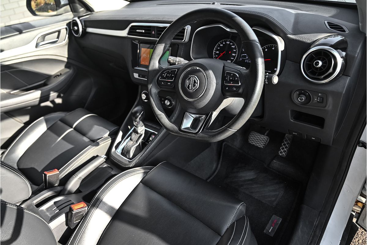 2018 MG ZS Essence AZS1