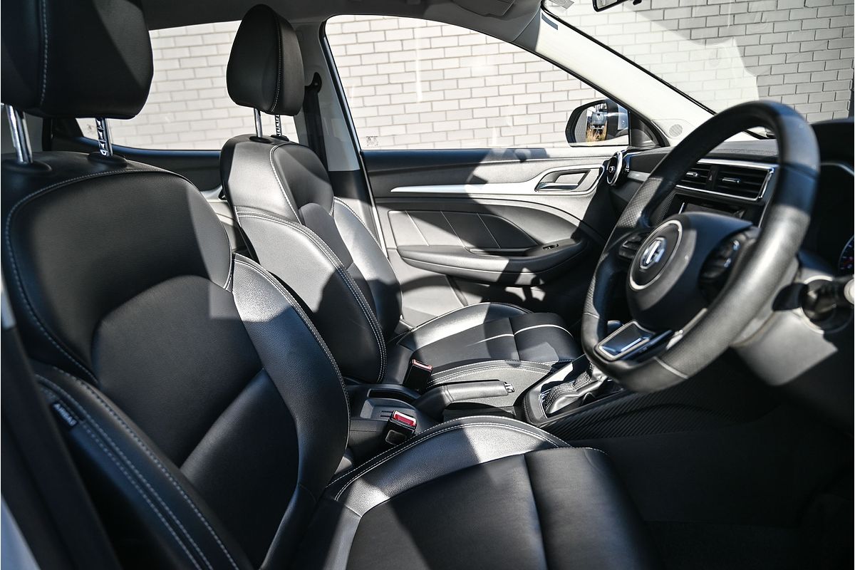 2018 MG ZS Essence AZS1