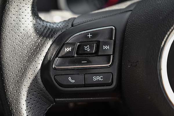 2018 MG ZS Essence AZS1