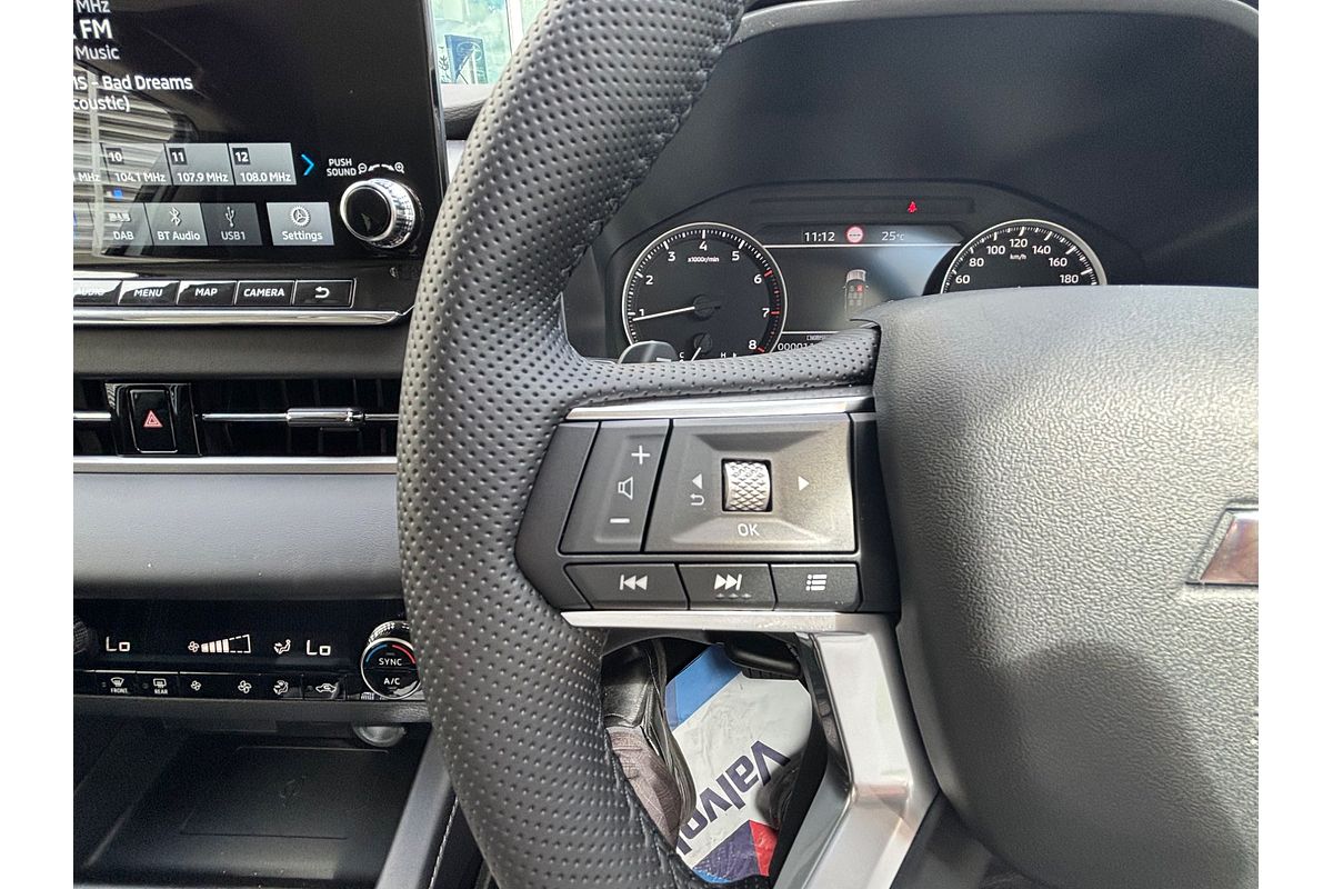 2024 Mitsubishi Outlander LS ZM