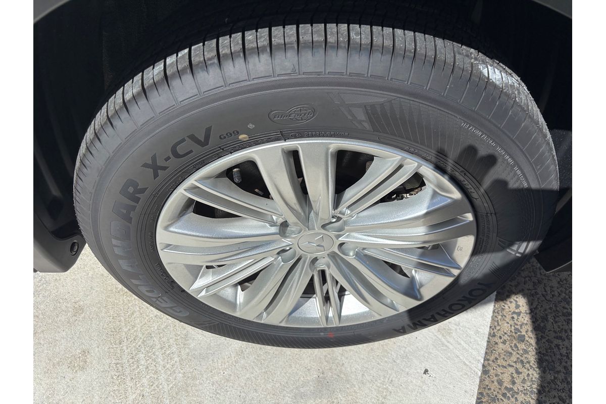 2024 Mitsubishi Outlander LS ZM