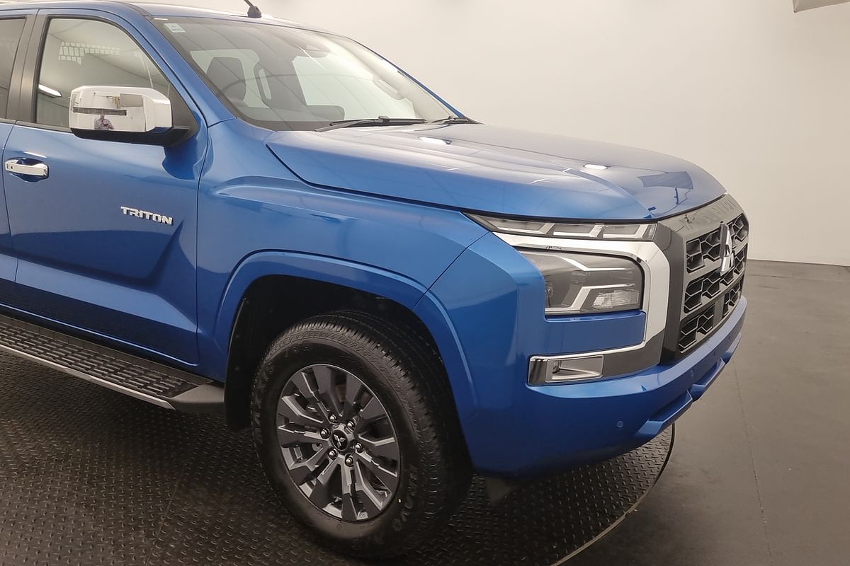 2025 Mitsubishi Triton GLS MV 4X4
