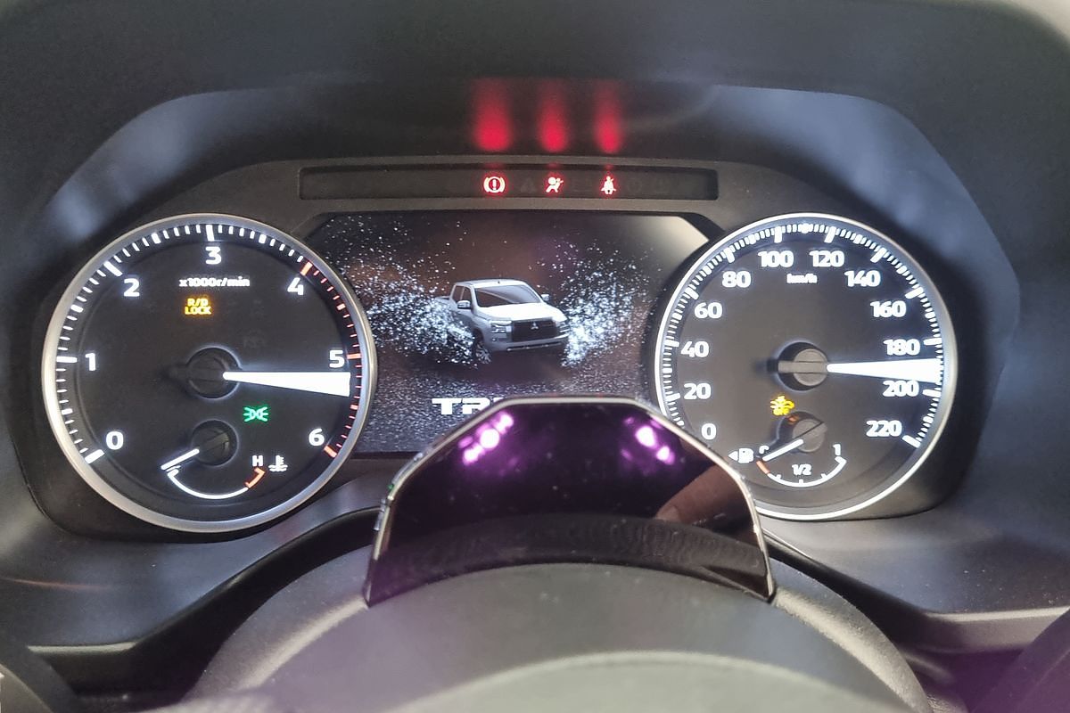 2025 Mitsubishi Triton GLS MV 4X4