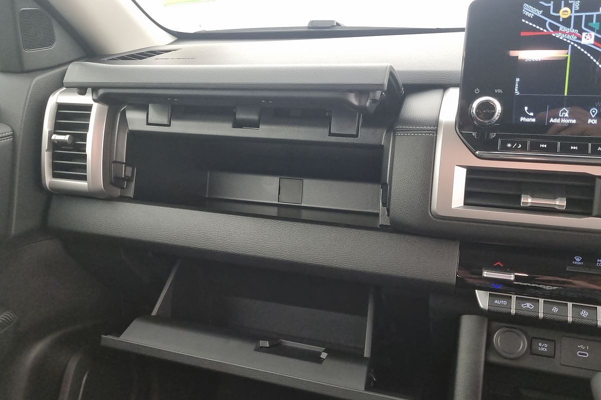 2025 Mitsubishi Triton GLS MV 4X4