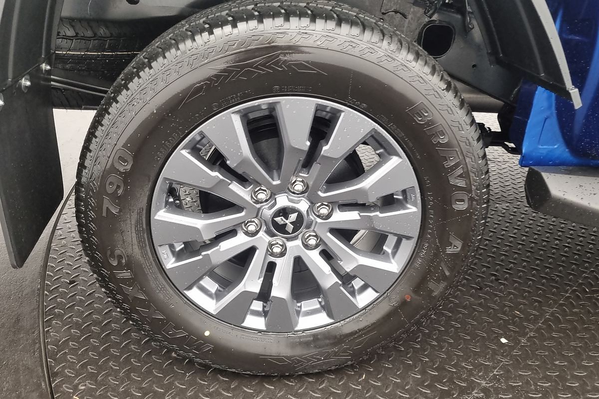 2025 Mitsubishi Triton GLS MV 4X4