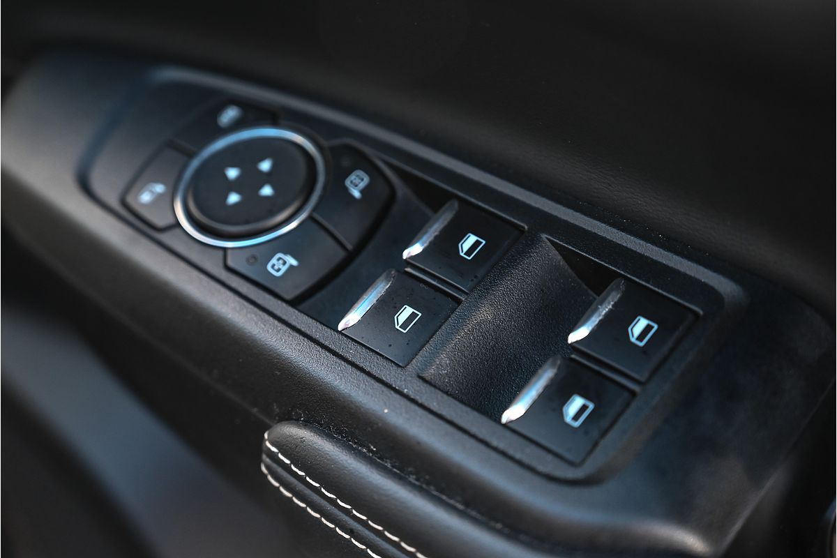 2023 Ford Everest Platinum