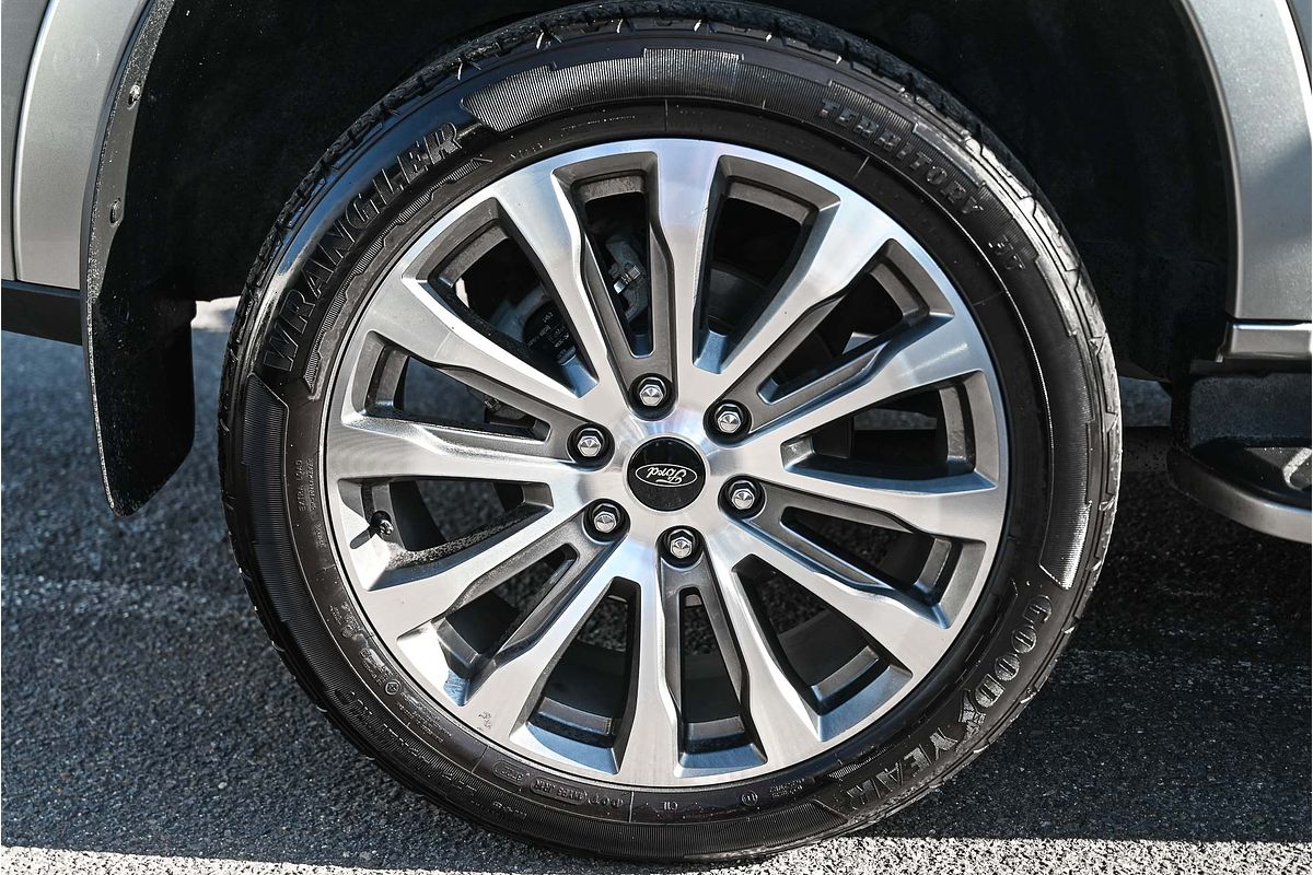 2023 Ford Everest Platinum