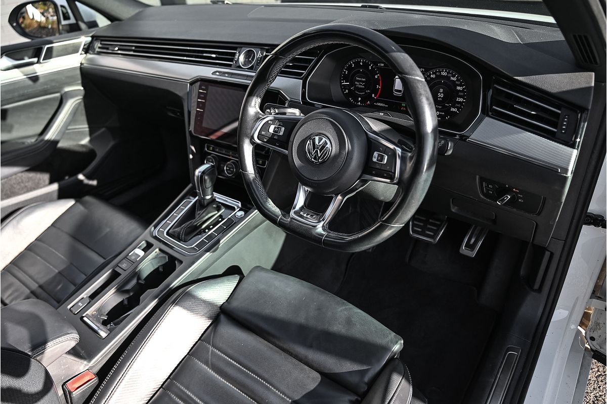 2018 Volkswagen Passat 206TSI R-Line B8