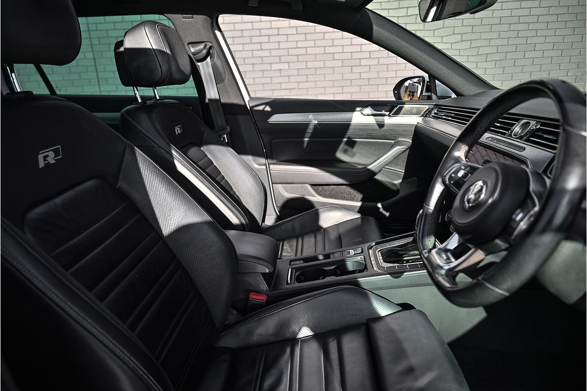 2018 Volkswagen Passat 206TSI R-Line B8