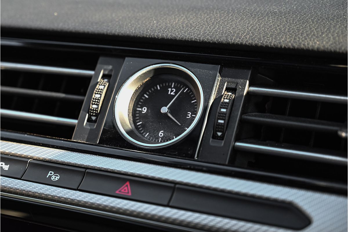 2018 Volkswagen Passat 206TSI R-Line B8