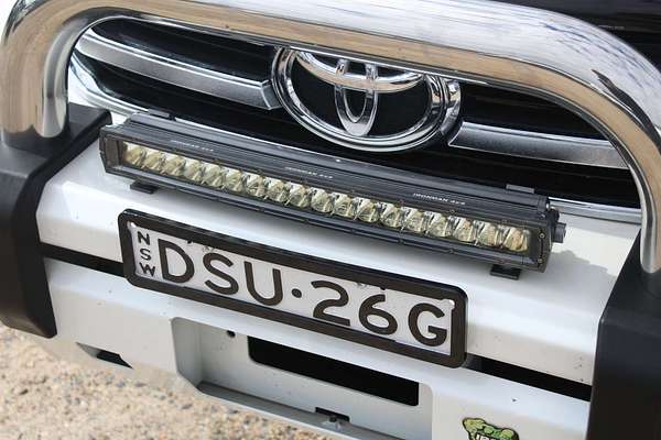2017 Toyota Hilux SR5 GUN126R 4X4