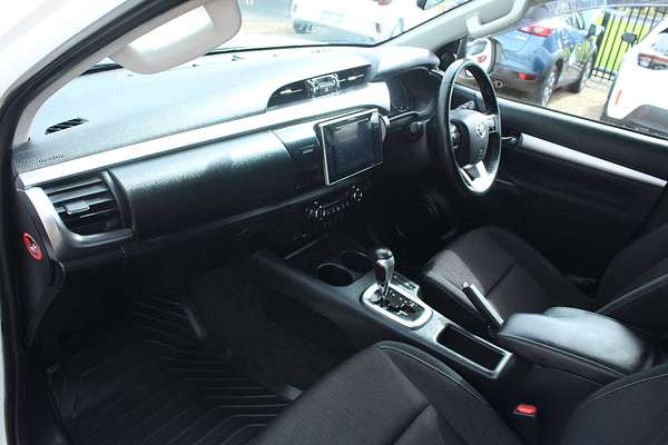 2017 Toyota Hilux SR5 GUN126R 4X4