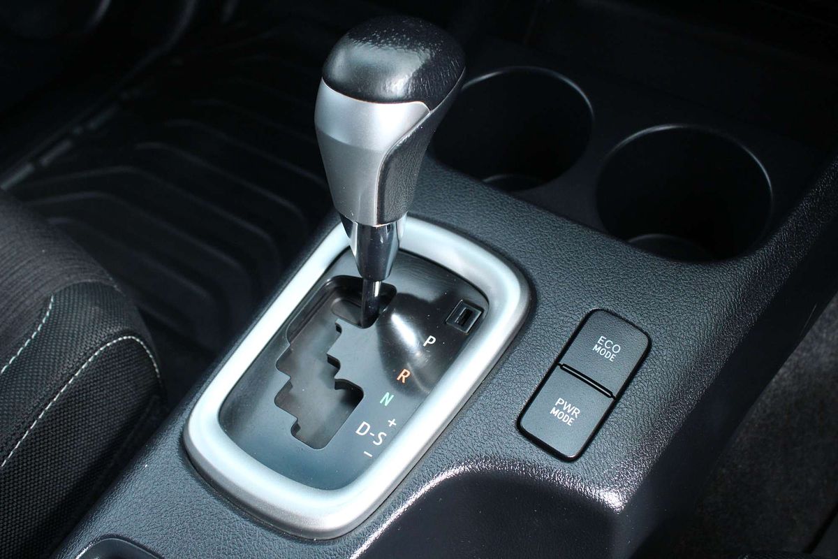 2017 Toyota Hilux SR5 GUN126R 4X4