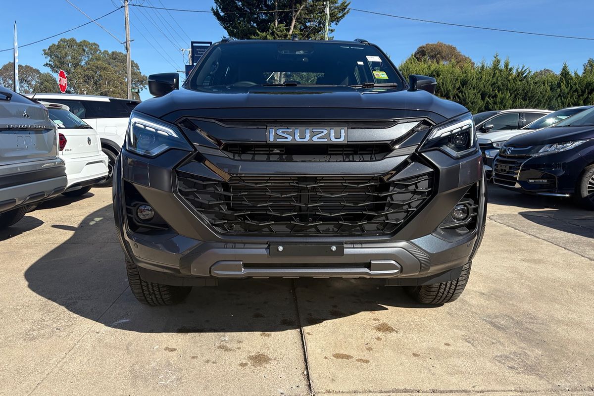2025 Isuzu D-MAX X-TERRAIN 4X4