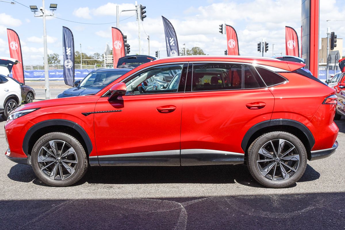 2025 MG HS Essence AS33