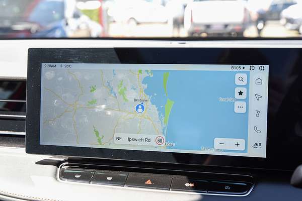 2025 MG HS Essence AS33