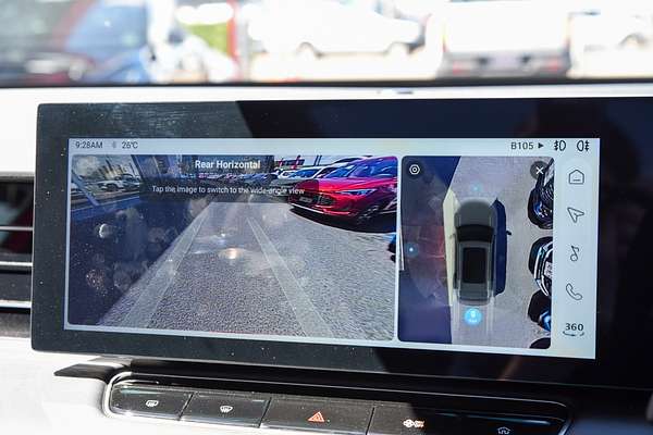 2025 MG HS Essence AS33