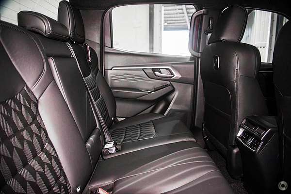 2025 Isuzu D-MAX LS-U+ 4X4