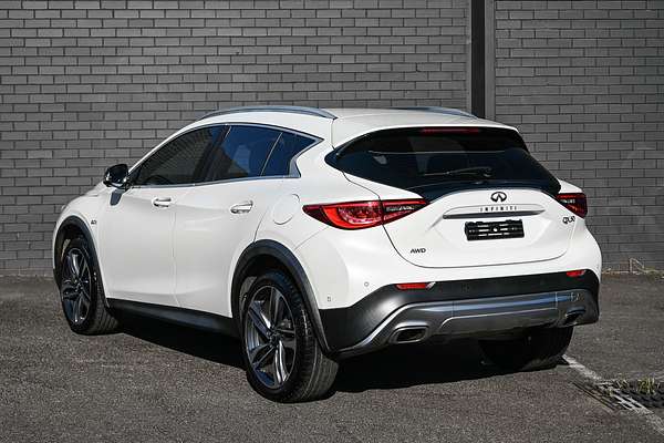 2018 INFINITI QX30 Sport H15