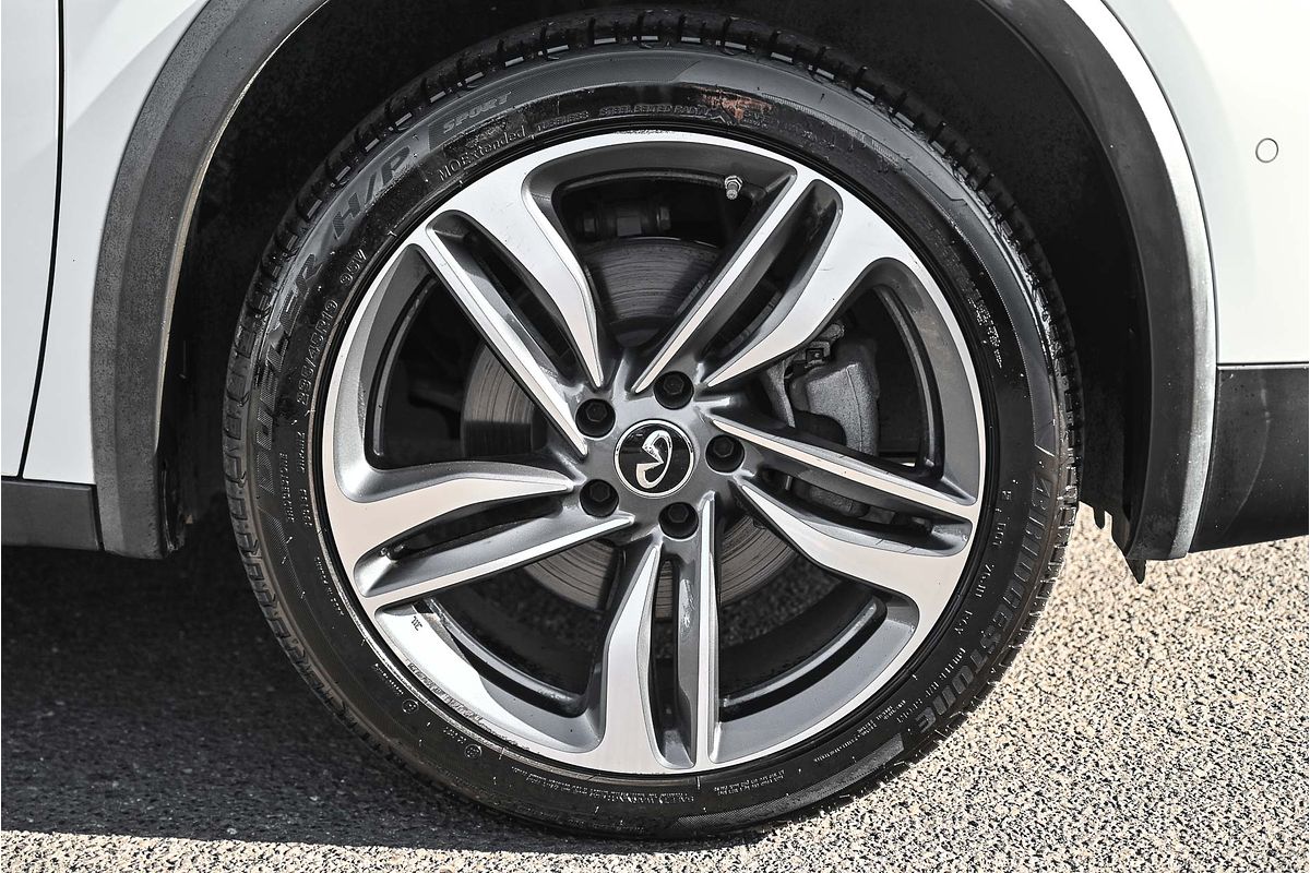 2018 INFINITI QX30 Sport H15