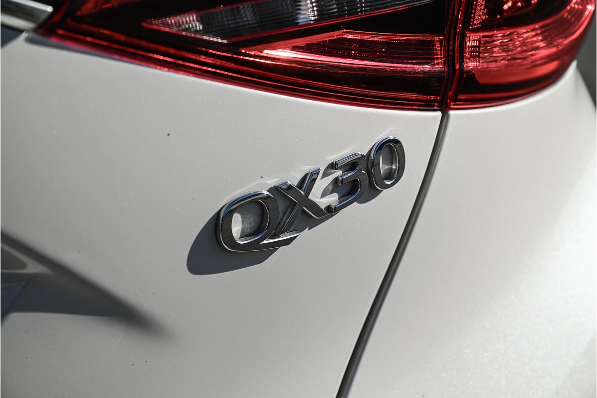 2018 INFINITI QX30 Sport H15