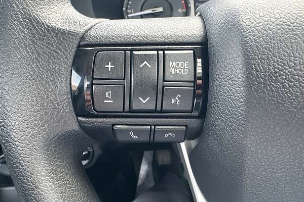 2024 Toyota Hilux SR GUN126R 4X4