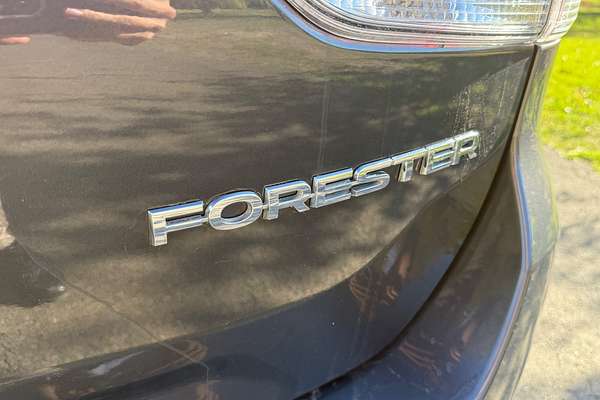 2023 Subaru Forester 2.5i S5