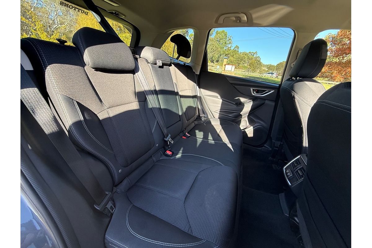 2023 Subaru Forester 2.5i S5
