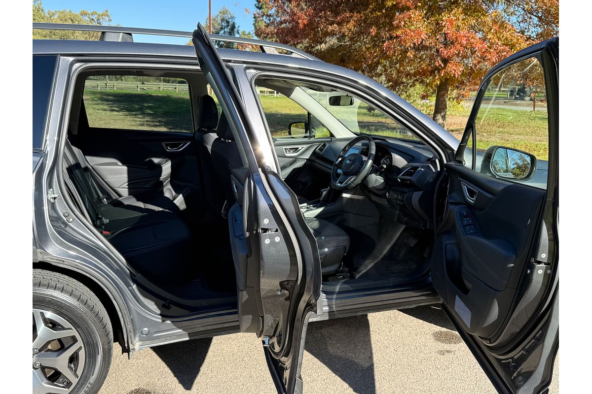 2023 Subaru Forester 2.5i S5