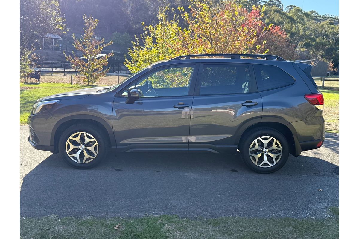 2023 Subaru Forester 2.5i S5