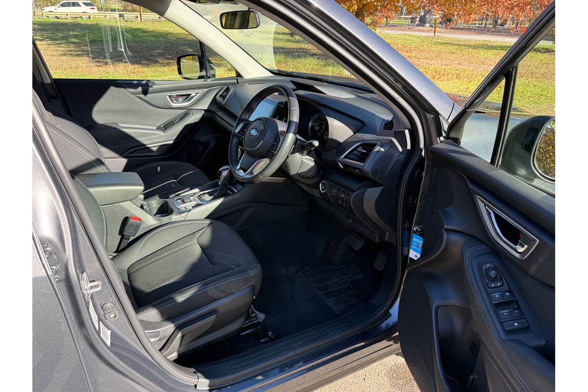 2023 Subaru Forester 2.5i S5