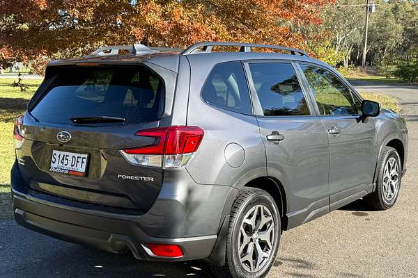 2023 Subaru Forester 2.5i S5