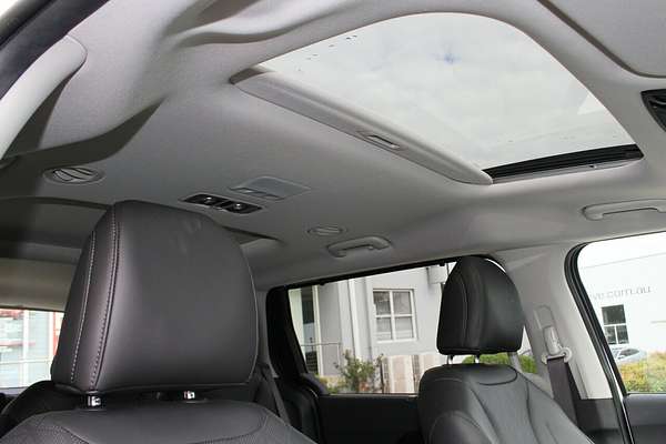 2022 Kia Carnival Platinum KA4
