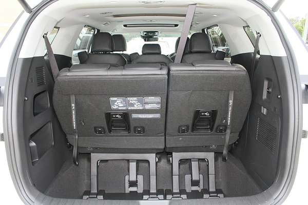2022 Kia Carnival Platinum KA4