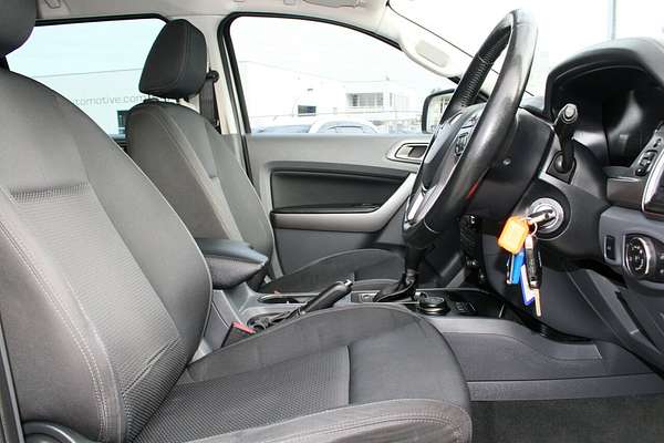 2017 Ford Everest Trend UA