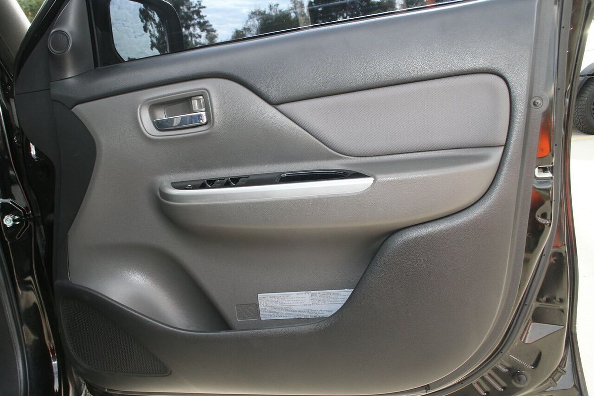 2015 Mitsubishi Triton GLS MQ 4X4