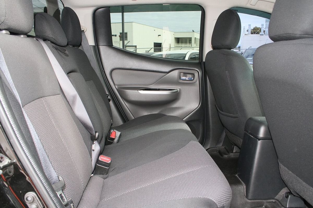 2015 Mitsubishi Triton GLS MQ 4X4