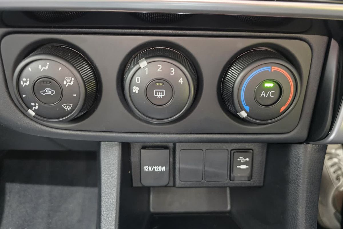 2018 Toyota Corolla SX ZRE172R