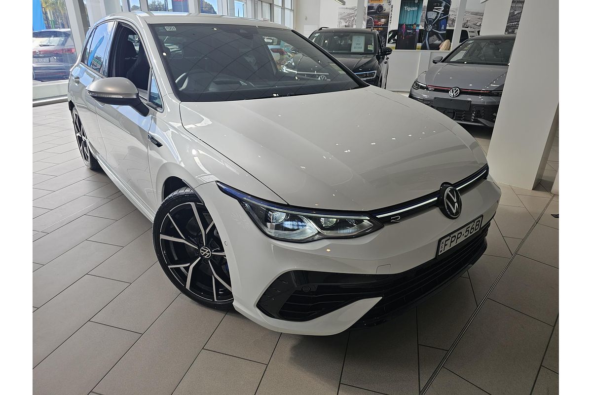 2024 Volkswagen Golf R 8