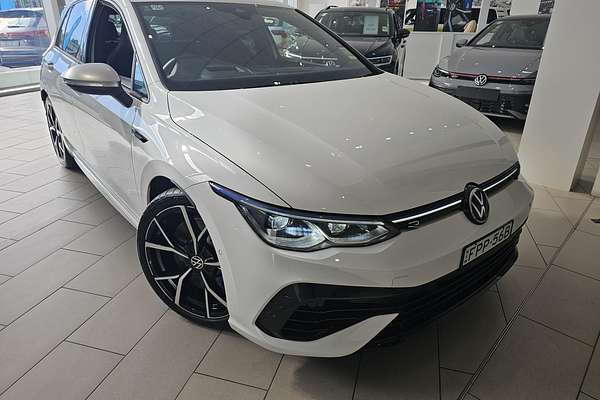 2024 Volkswagen Golf R 8