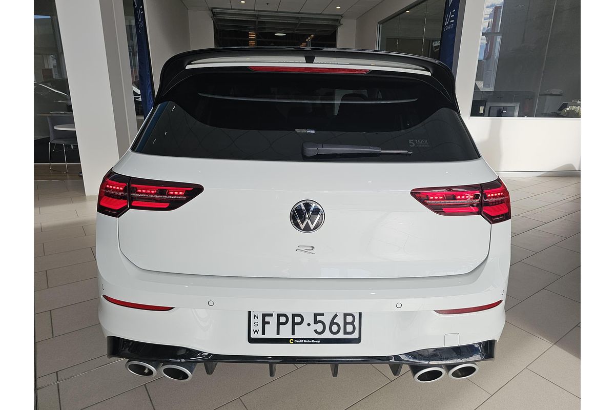 2024 Volkswagen Golf R 8