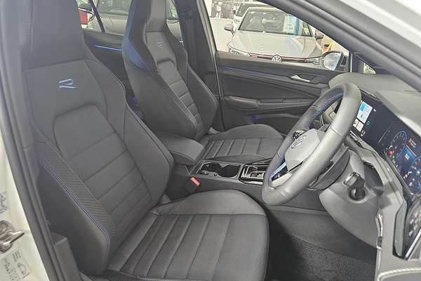 2024 Volkswagen Golf R 8