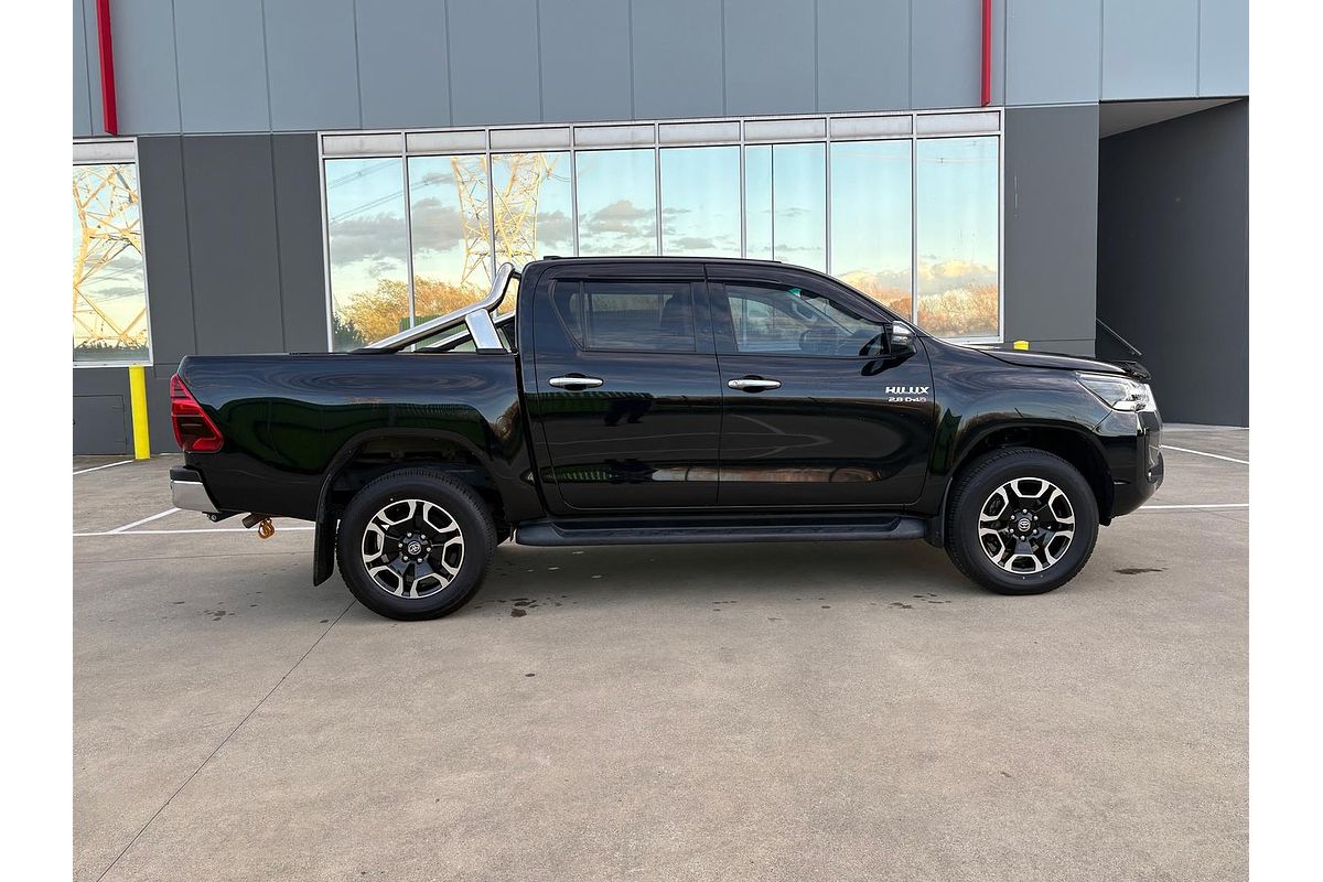 2022 Toyota Hilux SR5 GUN126R 4X4