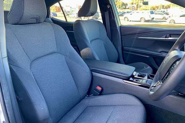 2024 Toyota Camry Ascent AXVH80R
