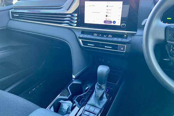 2024 Toyota Camry Ascent AXVH80R