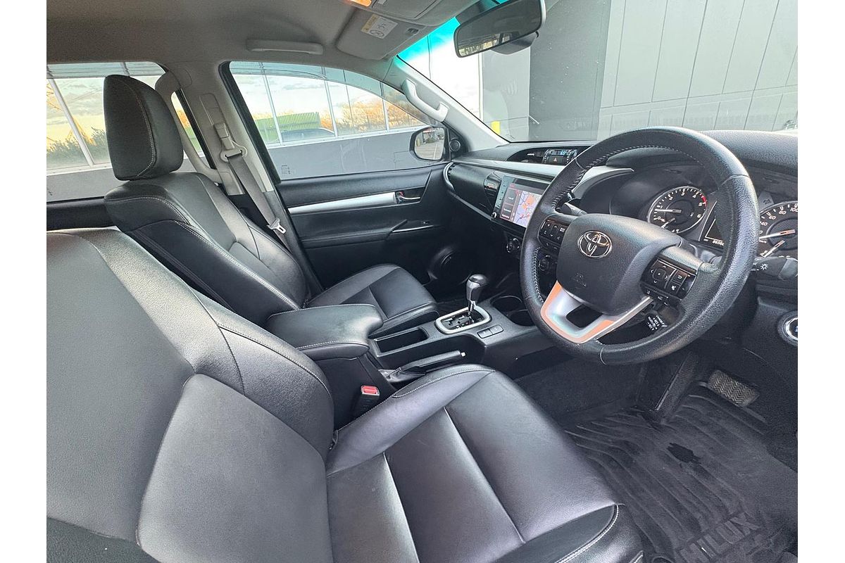 2022 Toyota Hilux SR5 GUN126R 4X4
