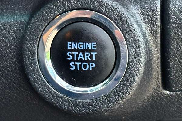 2022 Toyota Hilux SR5 GUN126R 4X4