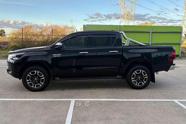 2022 Toyota Hilux SR5 GUN126R 4X4